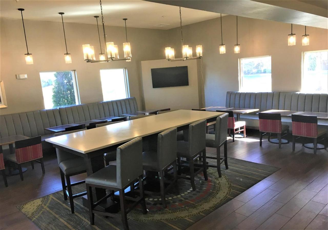 Comfort Suites Nashville Airport - Bna Εξωτερικό φωτογραφία